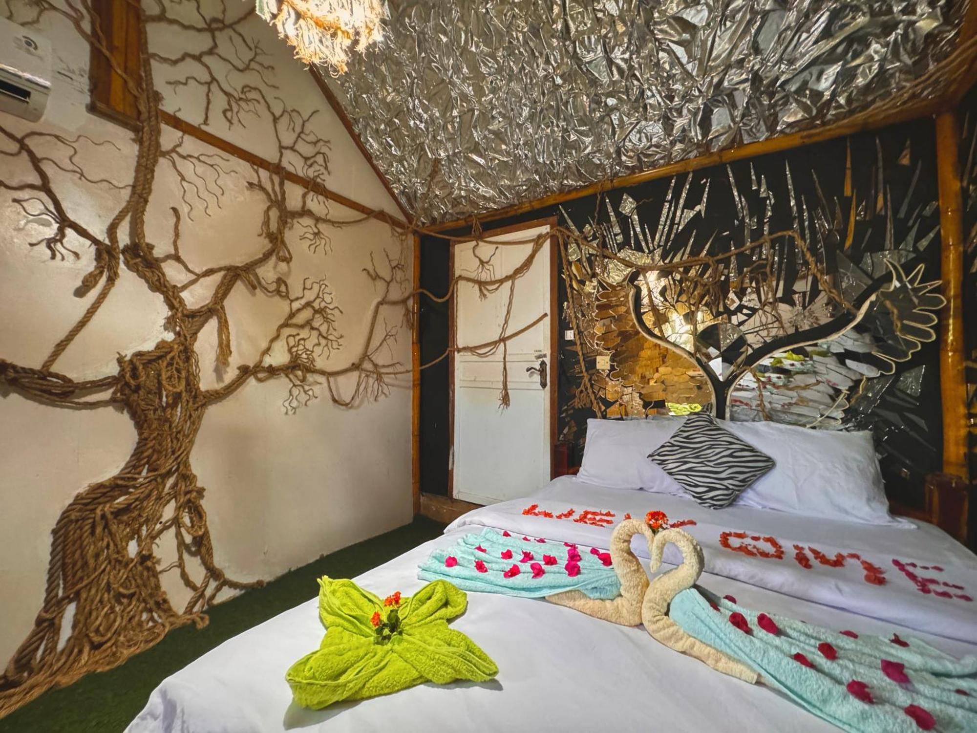 The Rabbit Tree Hostel Гили-Мено Экстерьер фото