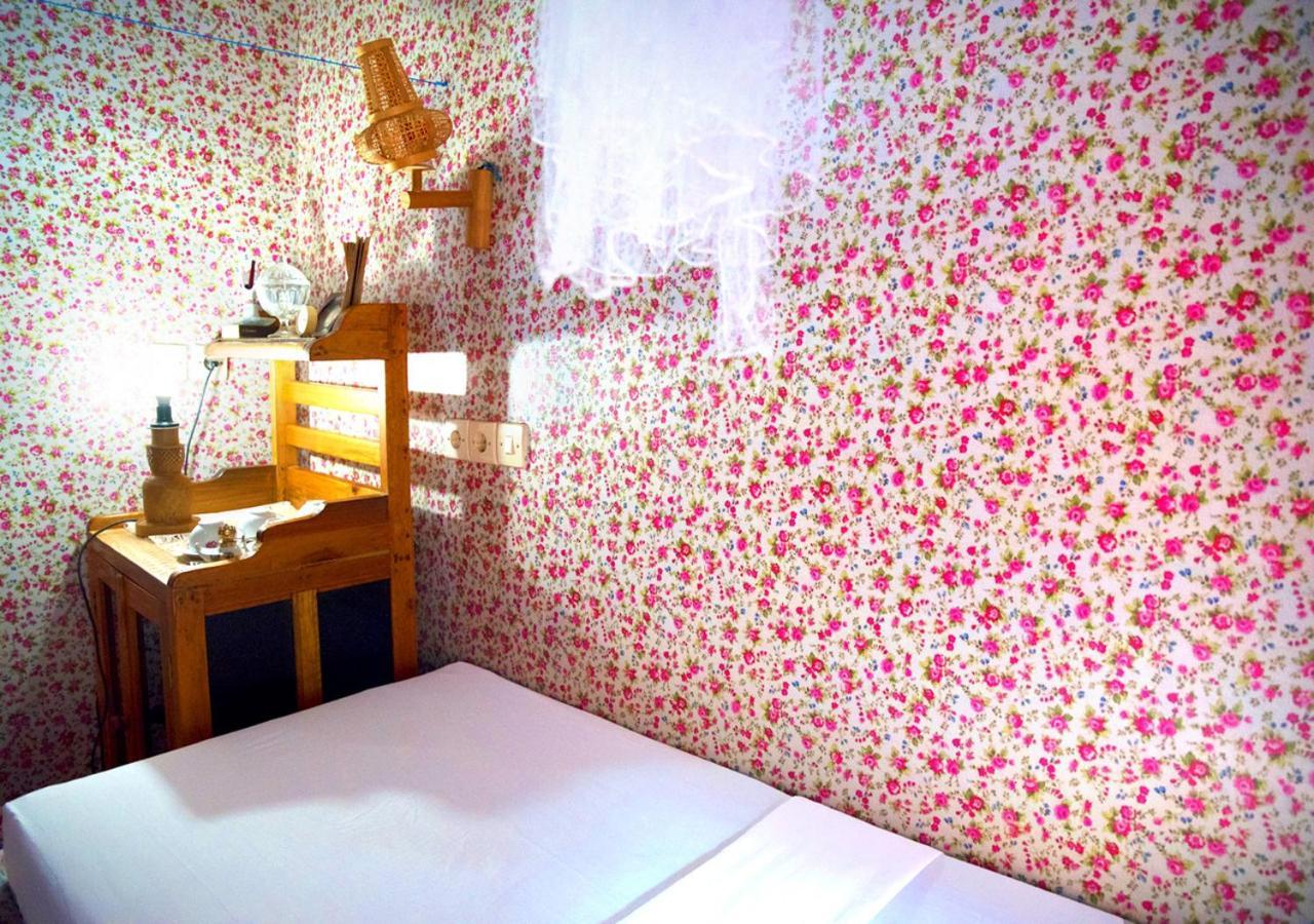 The Rabbit Tree Hostel Гили-Мено Номер фото