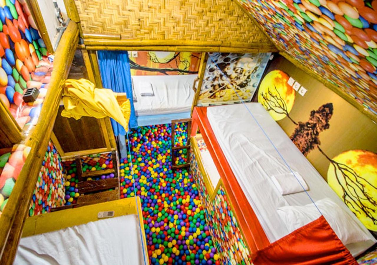 The Rabbit Tree Hostel Гили-Мено Экстерьер фото